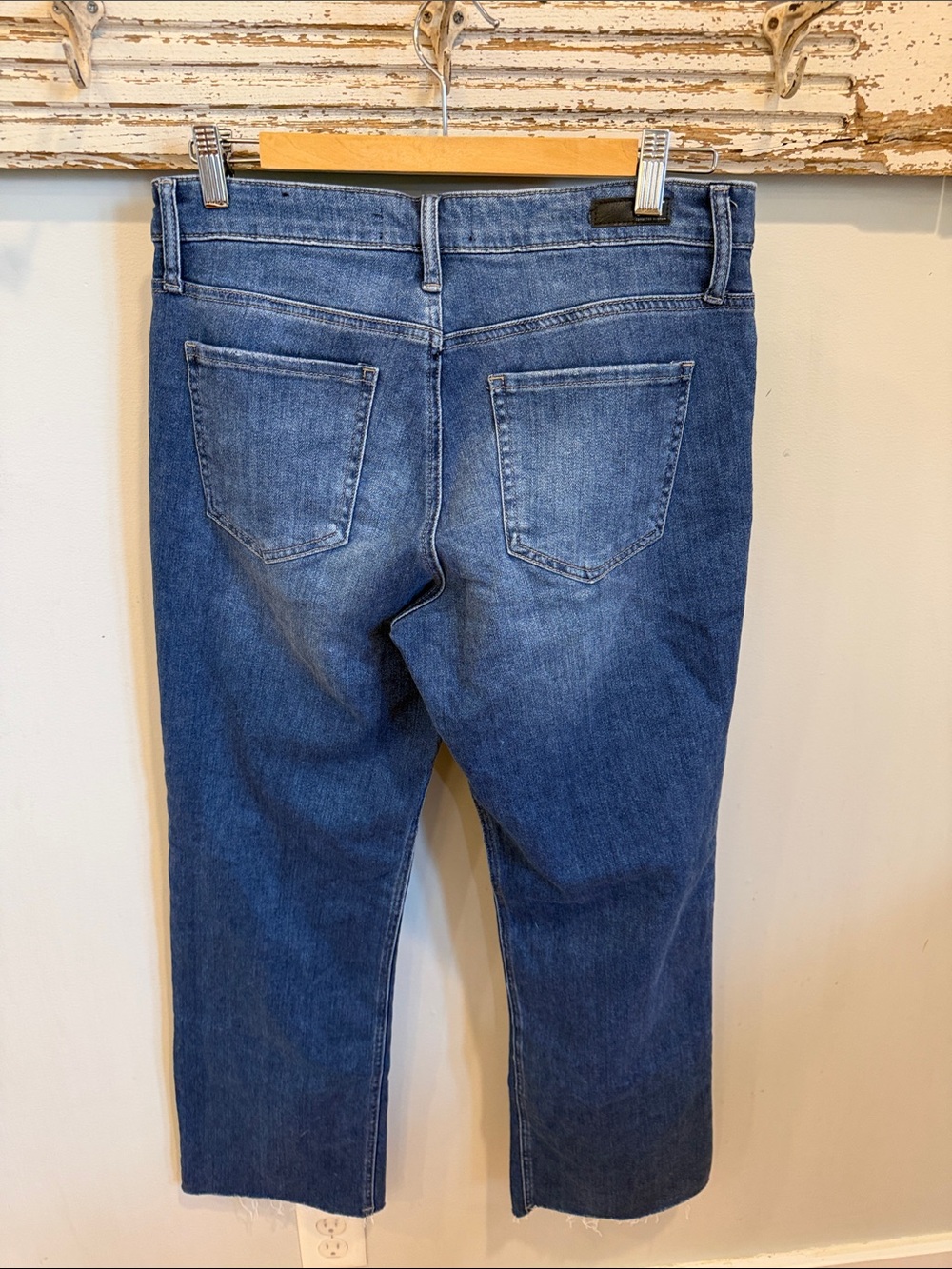 Kut From The Kloth Kelsey Fab Ab Ankle‎ Flare Jeans Size 8 Raw Hem - Picture 5 of 10